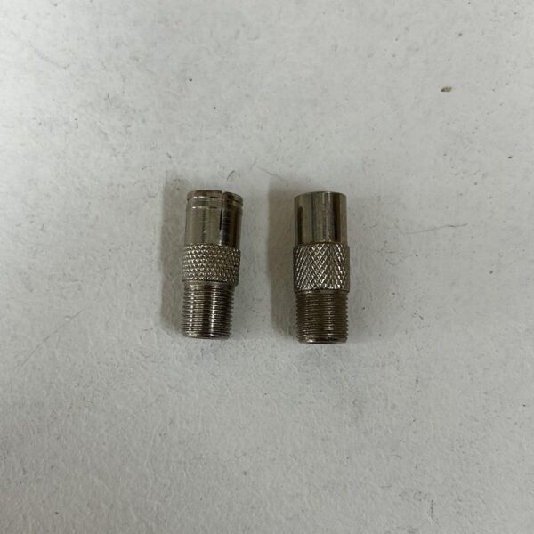 Adaptador de pin fino a pin grueso